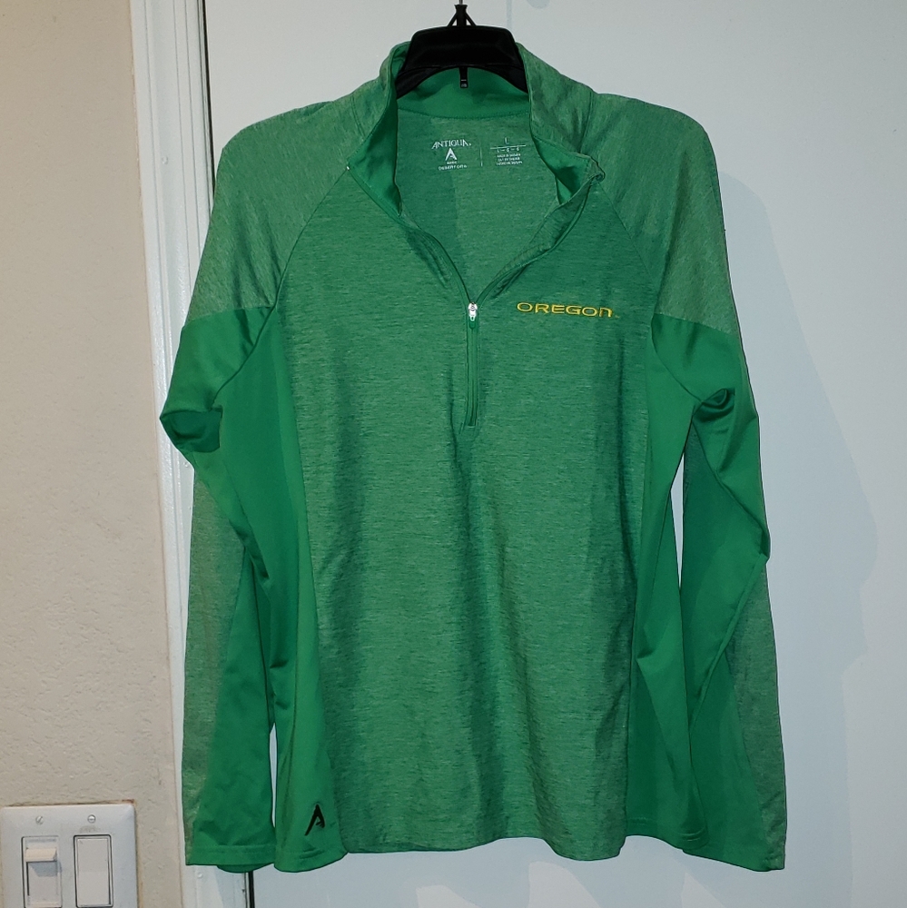 Antigua U of Oregon pullover